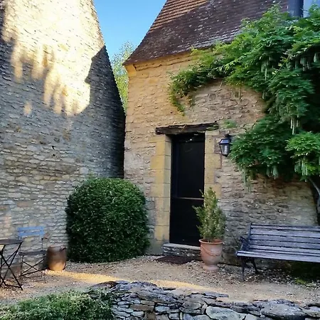 Konukevi Manoir Du Rieu 3*